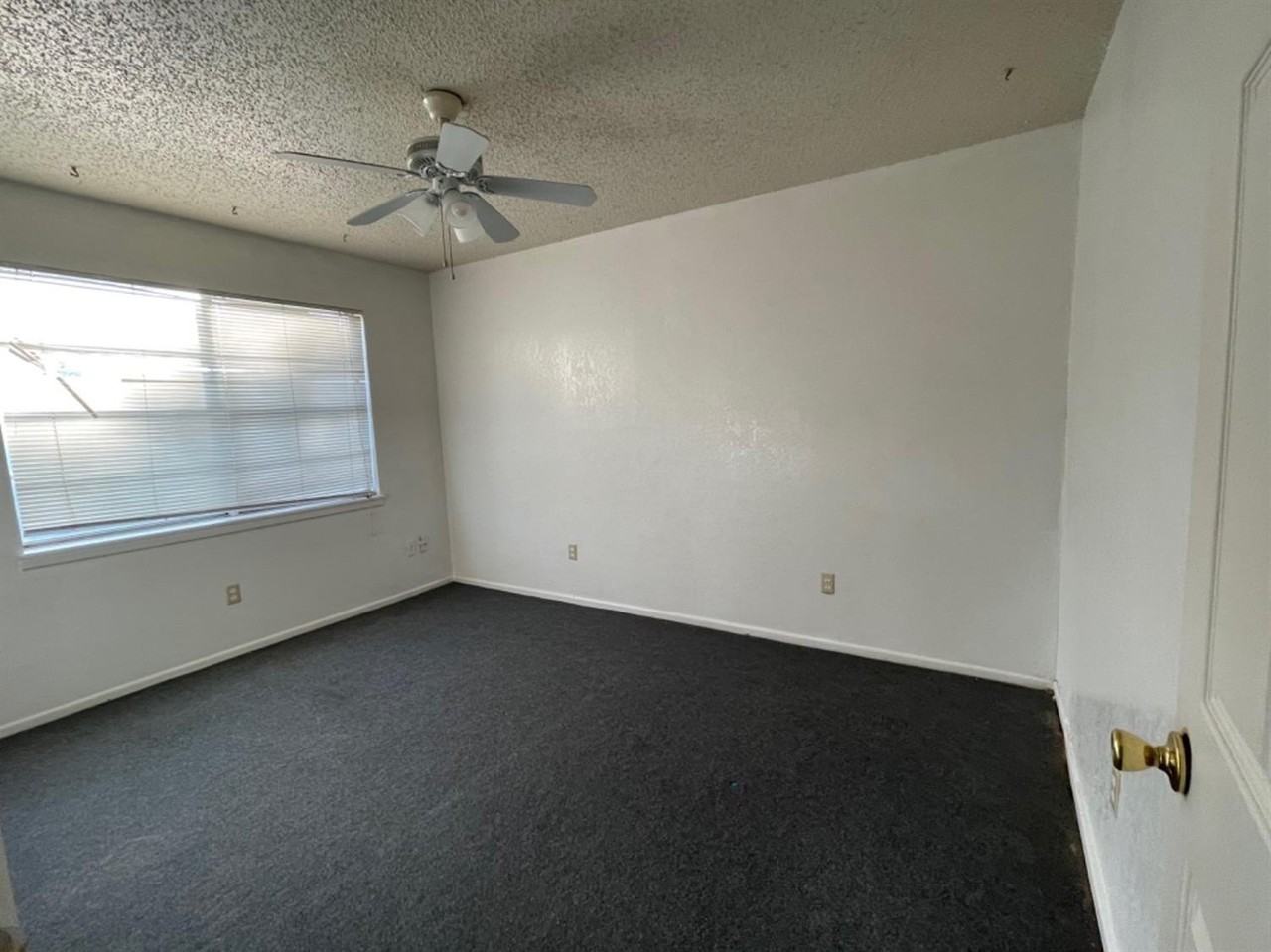 610 N Elkhart Ave #B - Photo 6 of 10