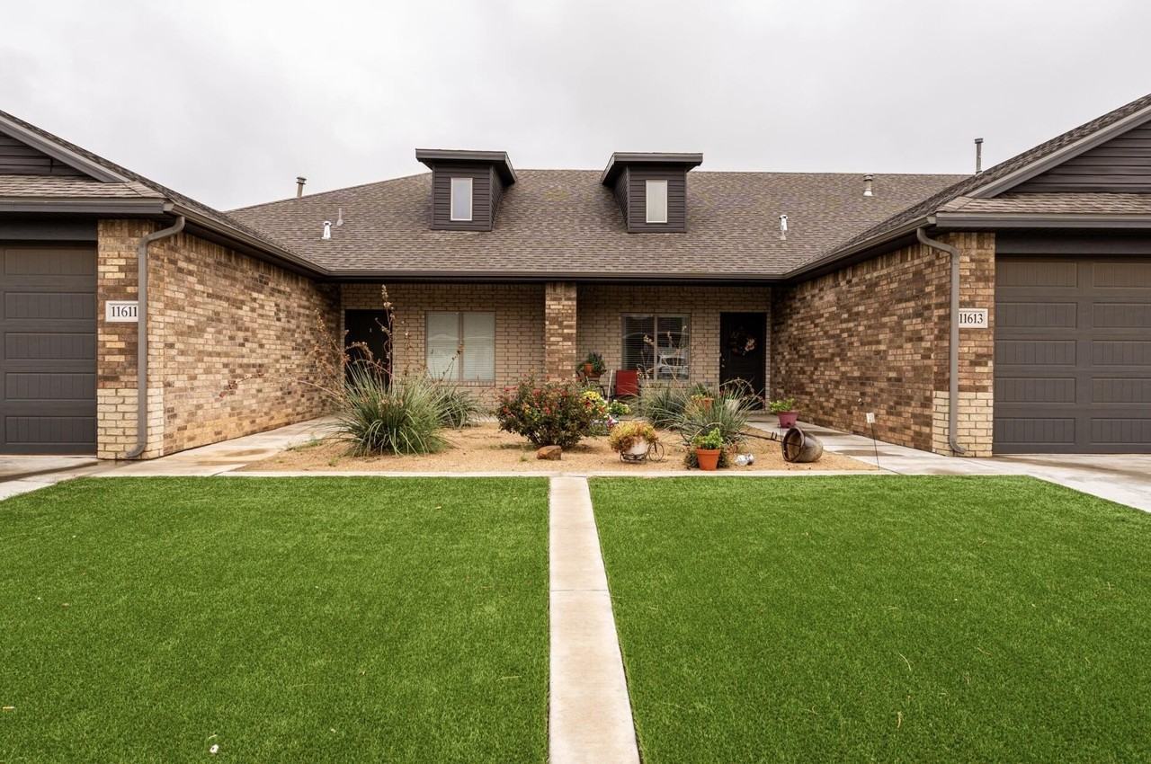 11629 Evanston Ave - Photo 3 of 13