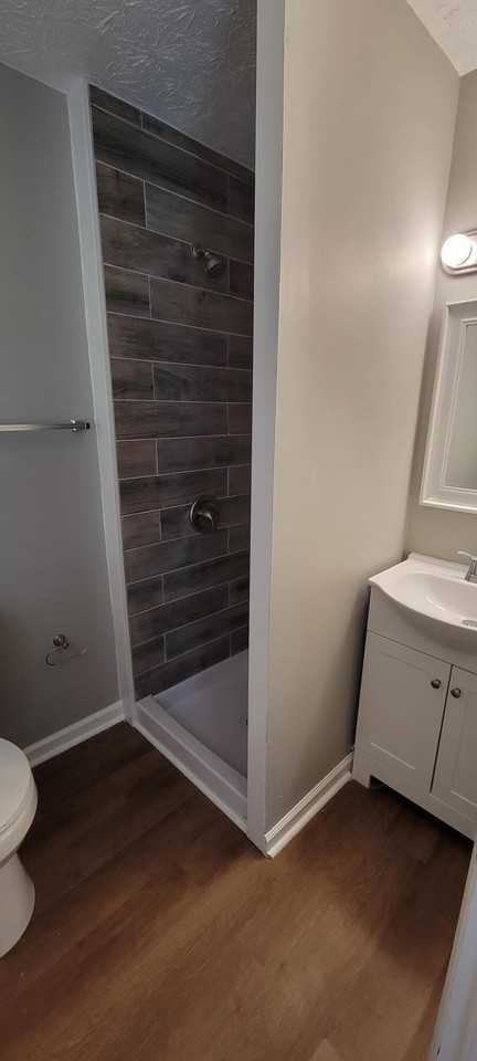 909 Gregory Way - Photo 7 of 8