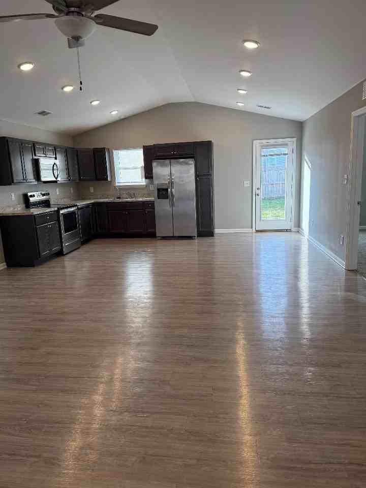 2309 Foster Dr - Photo 6 of 19