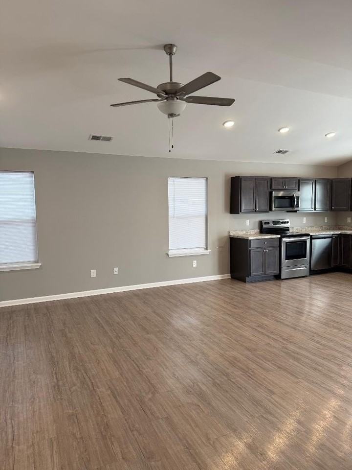 2309 Foster Dr - Photo 7 of 19