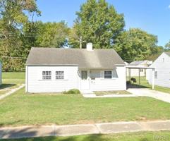 featured image of 1104 Bel Aire Dr