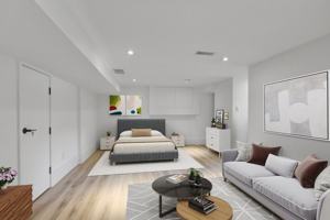 featured image of Vaughan Rd & Humewood Dr