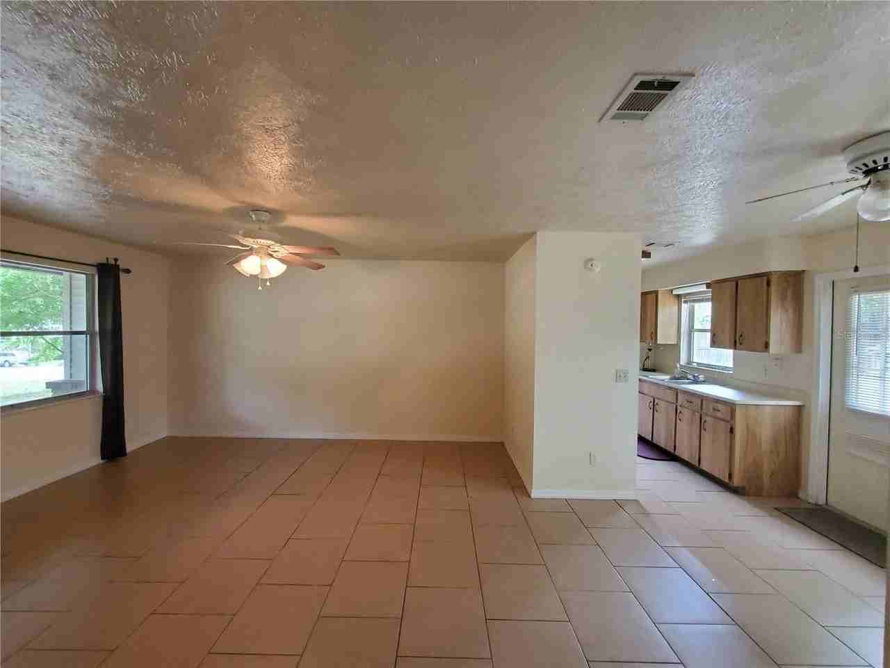 12022 Nw 147th Pl - Photo 2 of 11