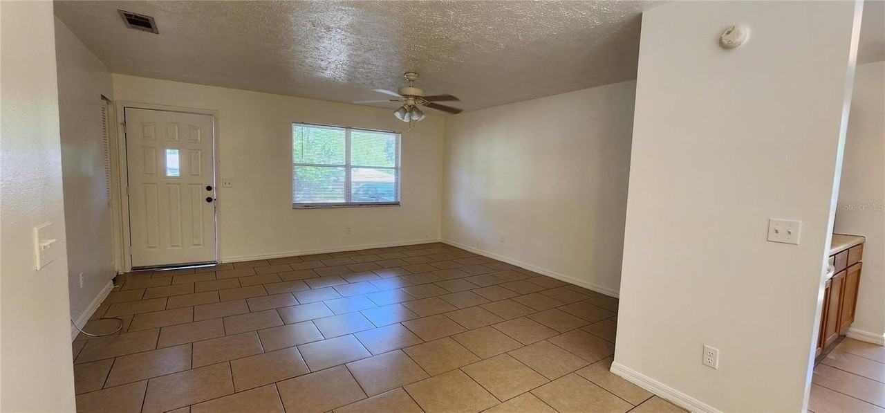 12022 Nw 147th Pl - Photo 7 of 11