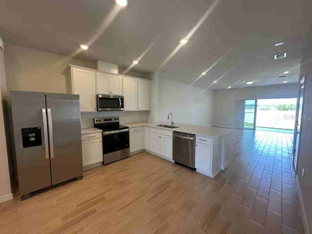 4220 Chester Springs Blvd - Photo 3 of 21