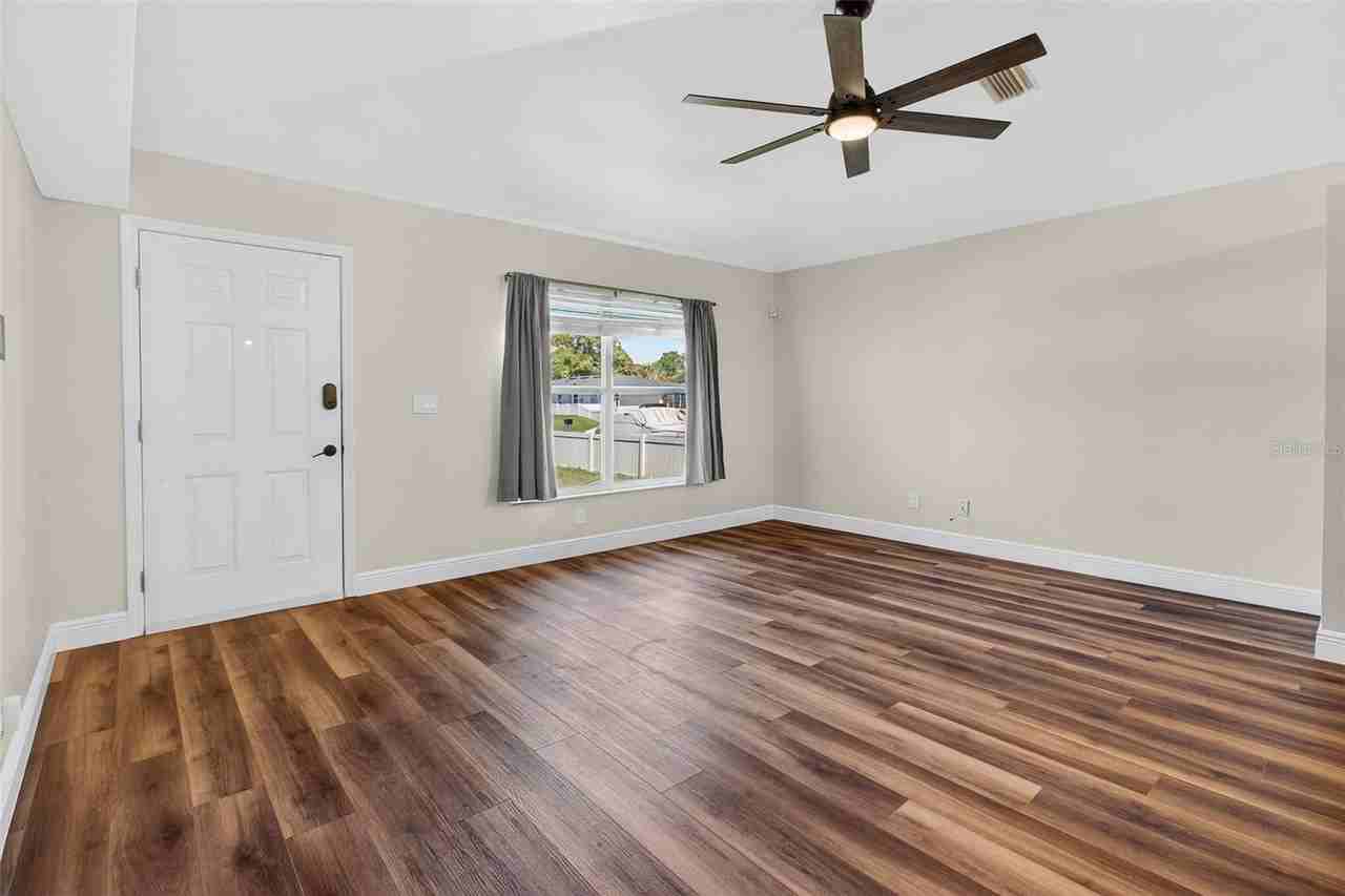 2174 19th Ave Sw - Photo 6 of 31