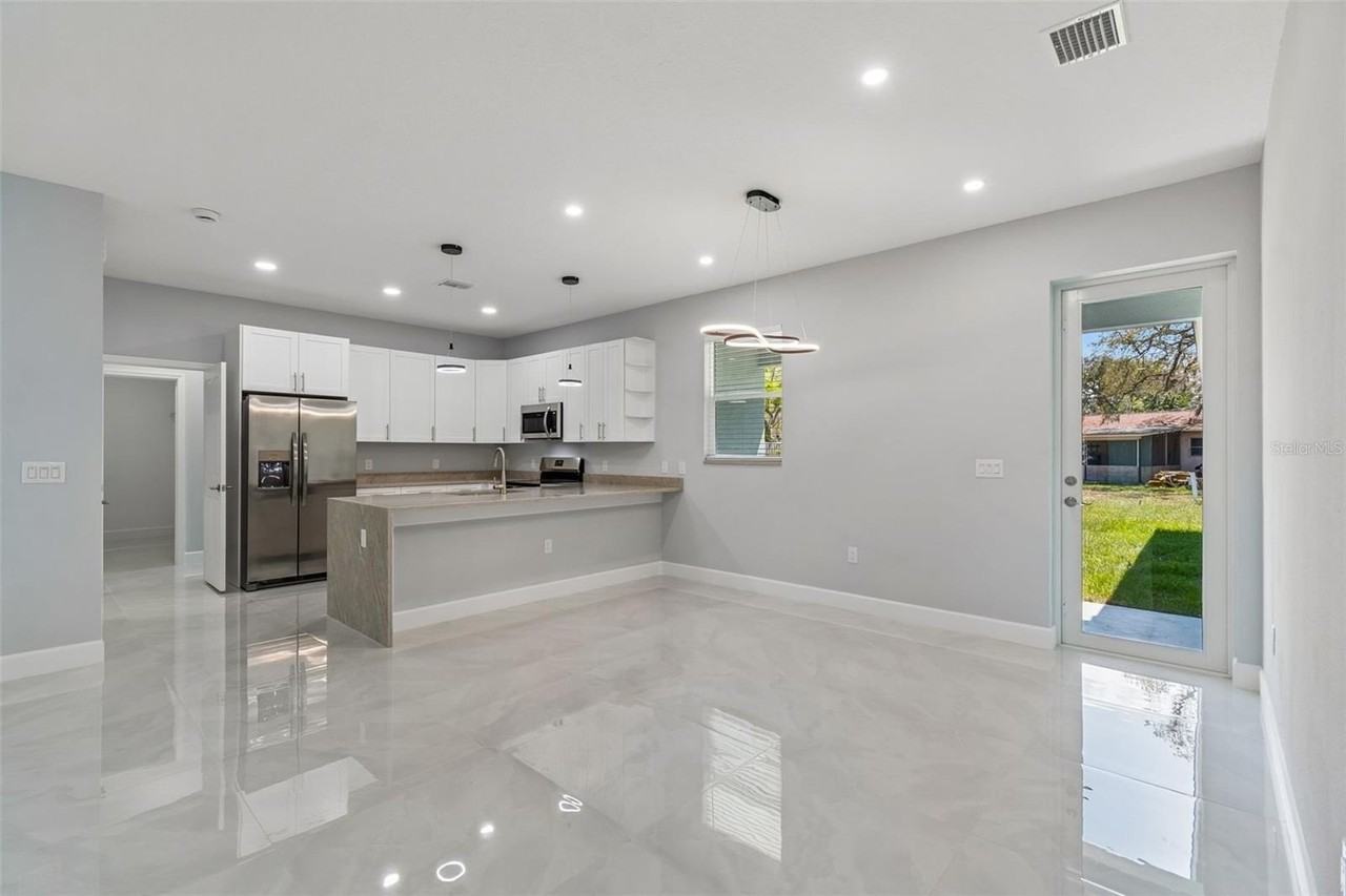 6018 Newmark St - Photo 5 of 26