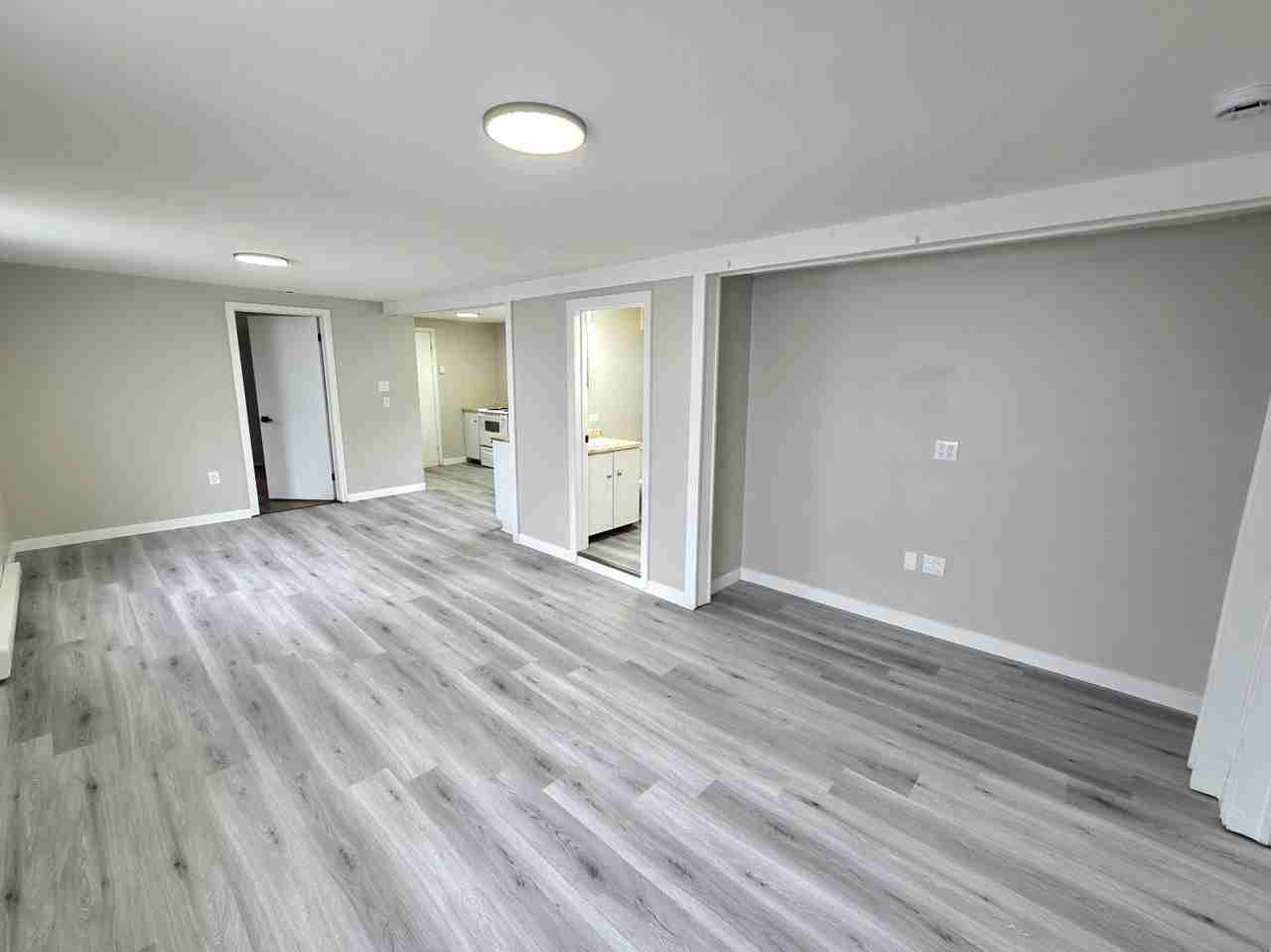 190 Rodney St #1 - Photo 3 of 16