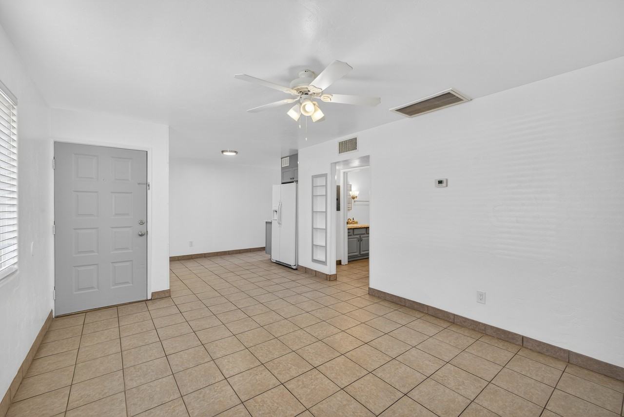 446 South Bellview - Photo 6 of 20