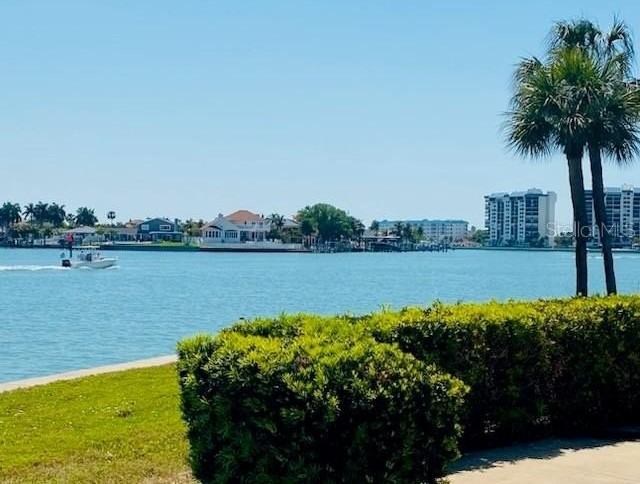 534 Plaza Seville Ct #64 - Photo 6 of 28