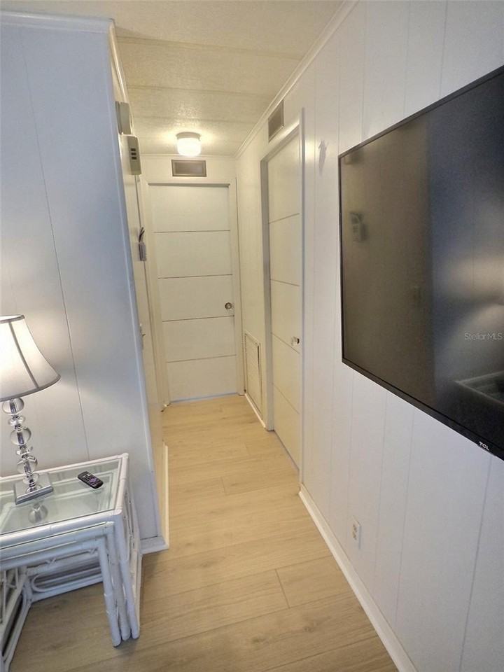 46 Palm Forest Dr - Photo 5 of 22