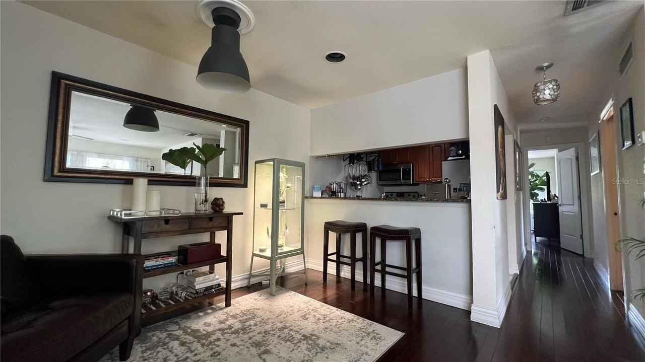 5440 S Macdill Ave #5J - Photo 2 of 14