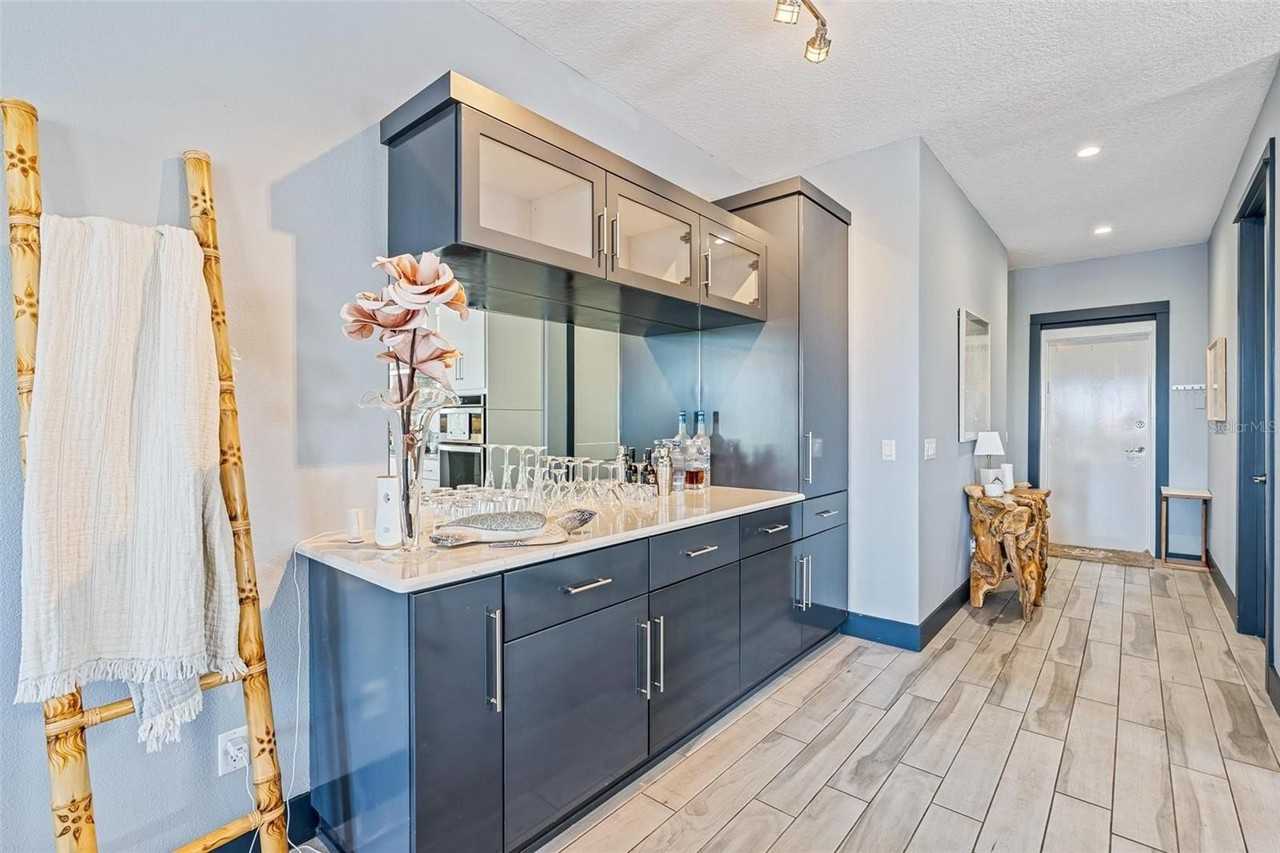 701 E 3rd Ave #PH - Photo 5 of 35