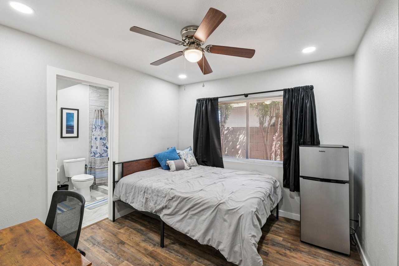 W Beryl Ave - Photo 7 of 15