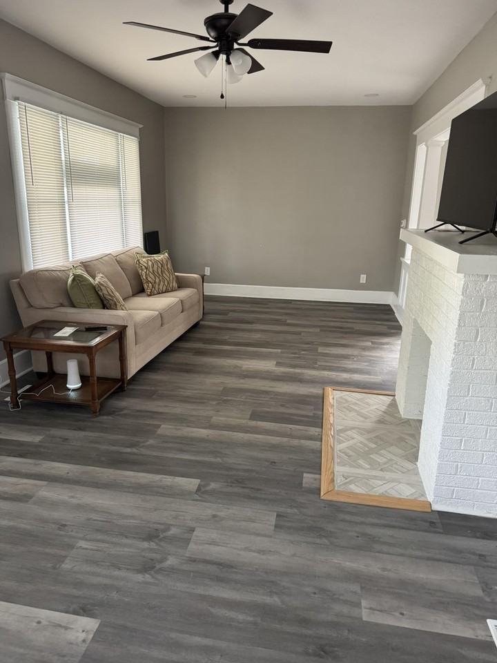 N Oakland Ave - Photo 5 of 26