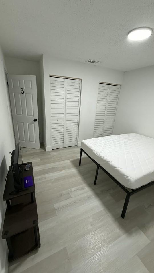 E Idell St - Photo 6 of 9