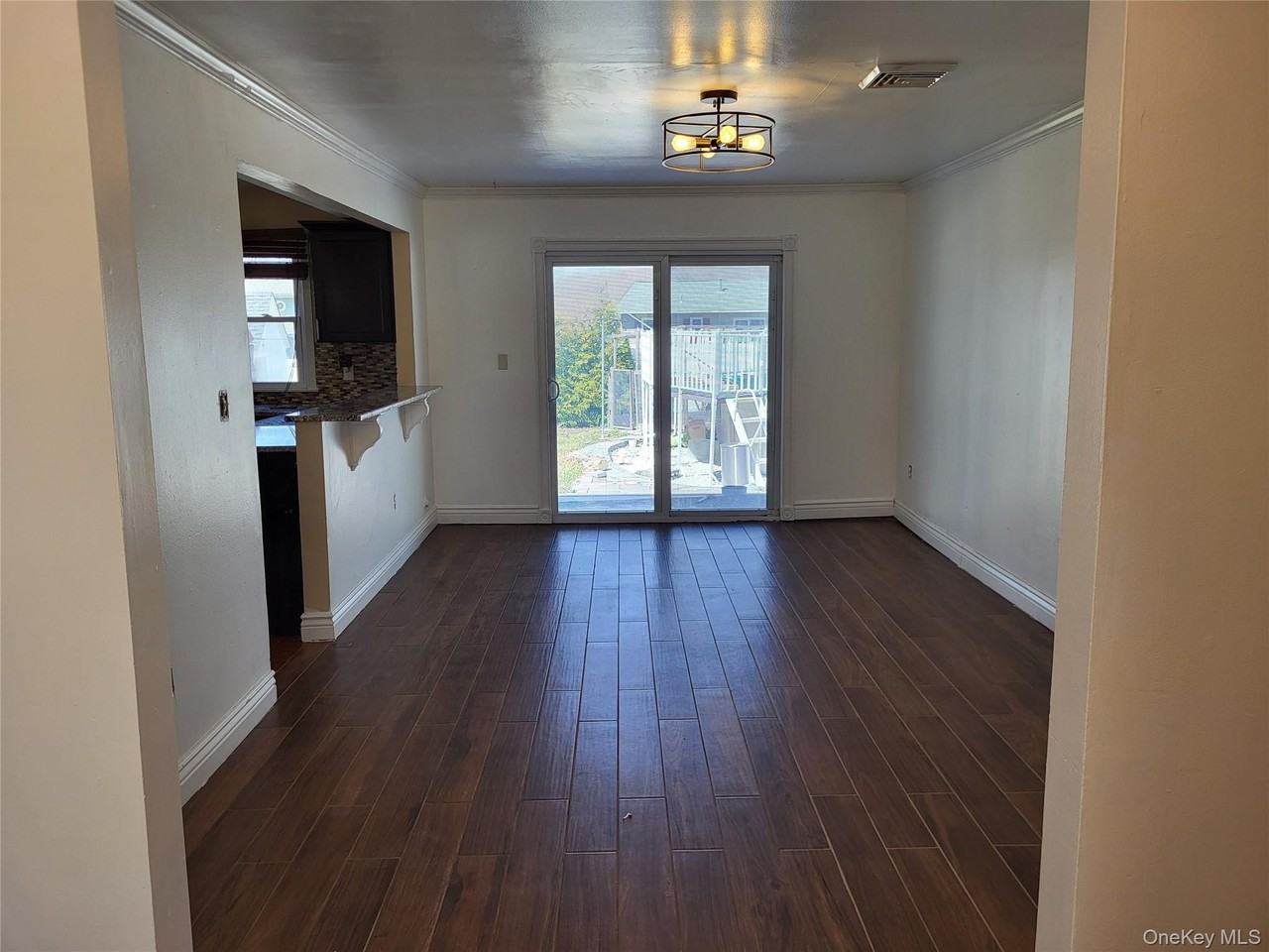 20 Scott Dr - Photo 5 of 38