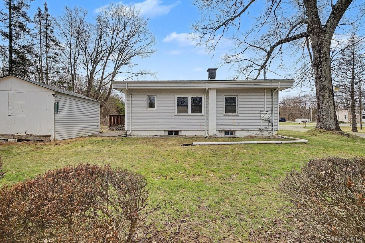 2585 Route 55 - Photo 6 of 39