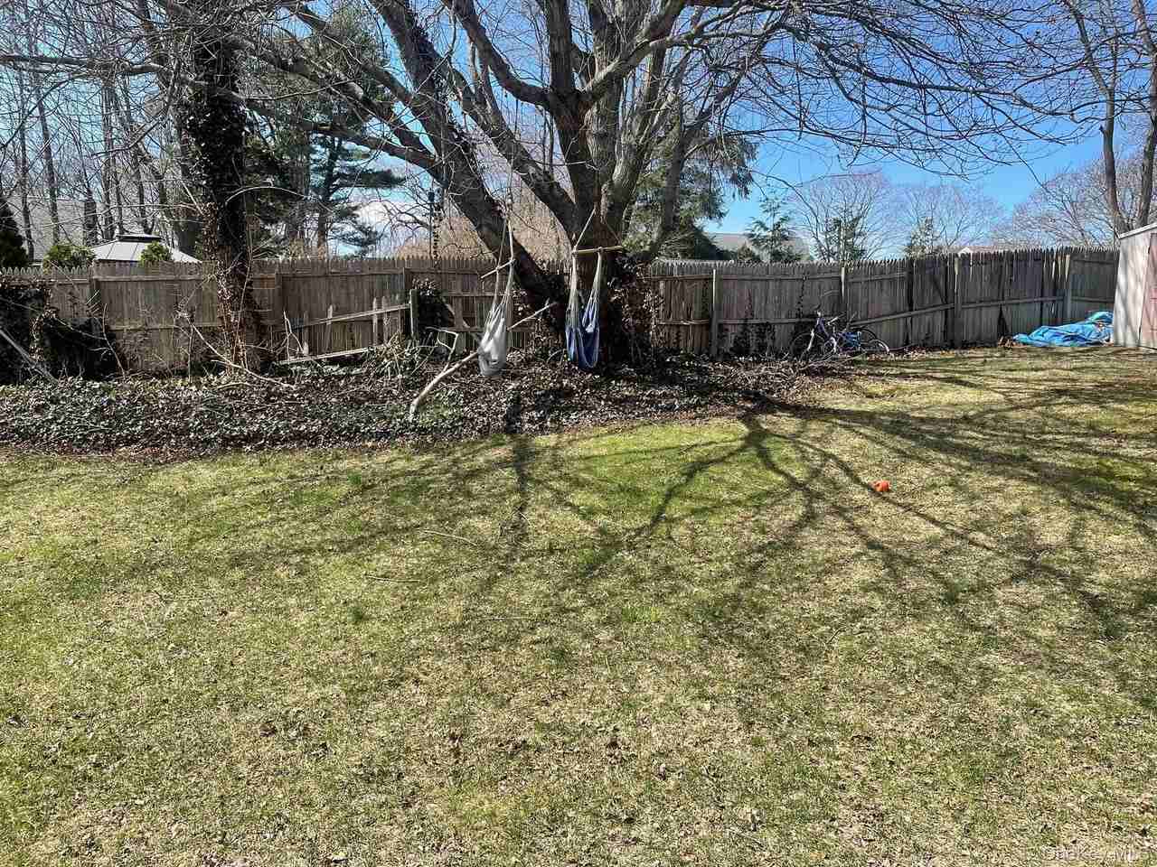 2 Carl St - Photo 2 of 8