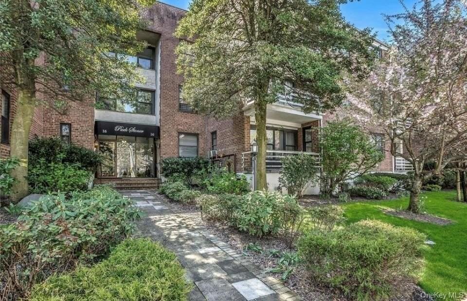 14-16 Stoner Ave Unit 2d - Photo 2 of 16