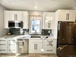 featured image of 126 W Main St Unit 1