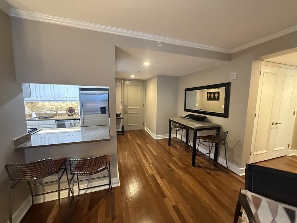 3 Avery St Unit 602 - Photo 7 of 26