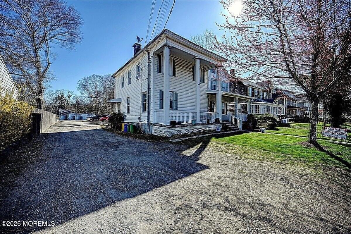 14 Main St #12 - Photo 2 of 19