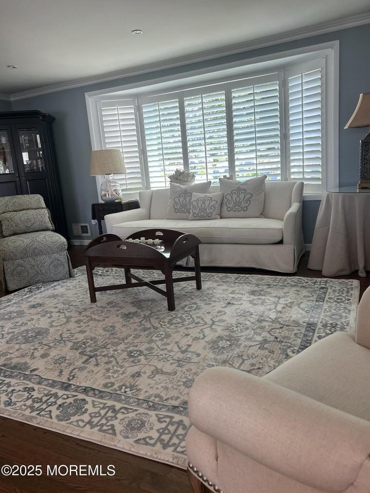 12 Lori Rd - Photo 4 of 13