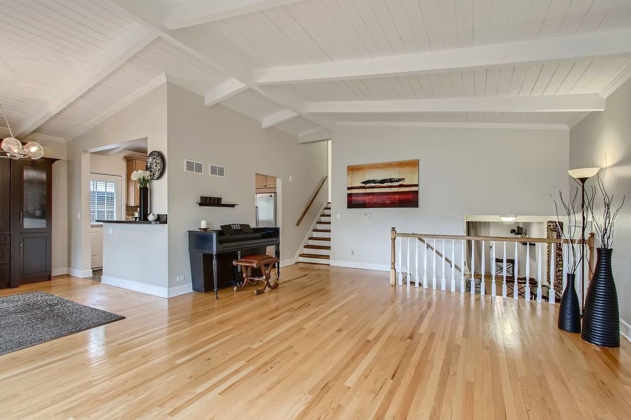 9529 Keystone Ave - Photo 4 of 17