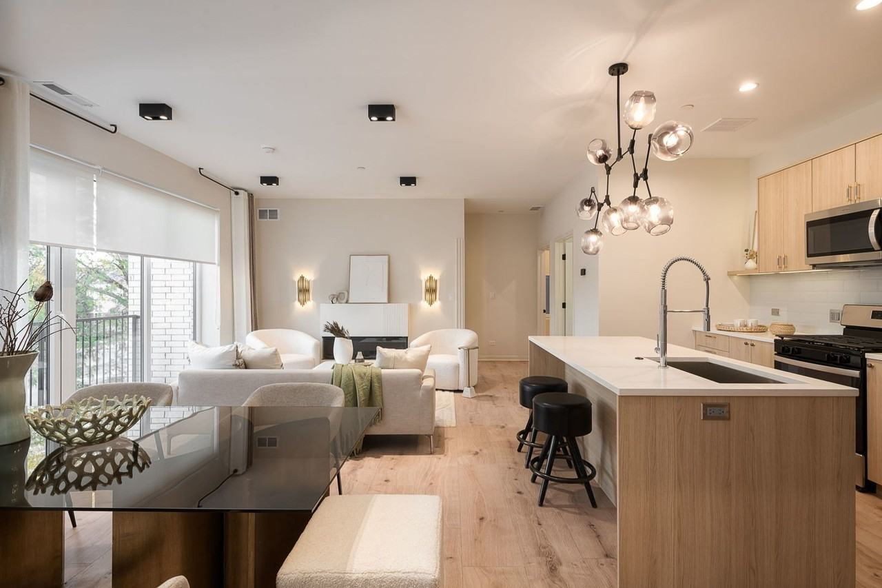 8031 Belmont Ave Unit 201 - Photo 4 of 33