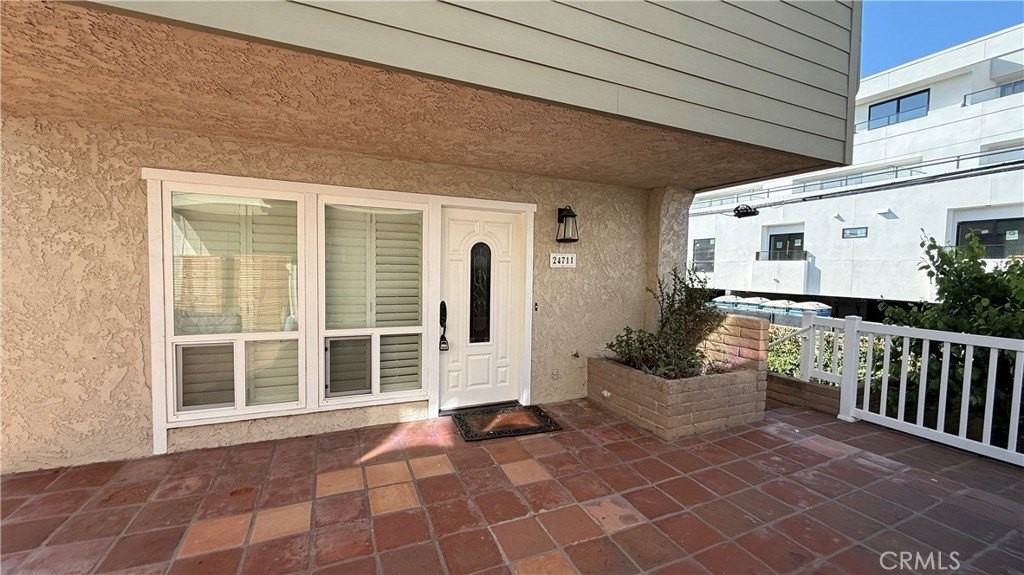 24711 Santa Clara Ave #7 - Photo 2 of 32