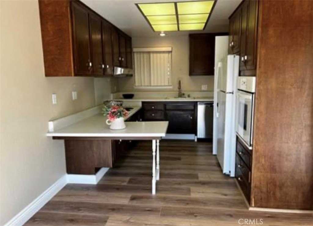 967 Calle Aragon #A - Photo 5 of 23