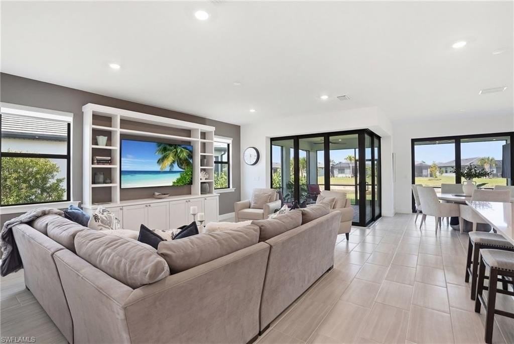 1973 Fresno Ave - Photo 5 of 49