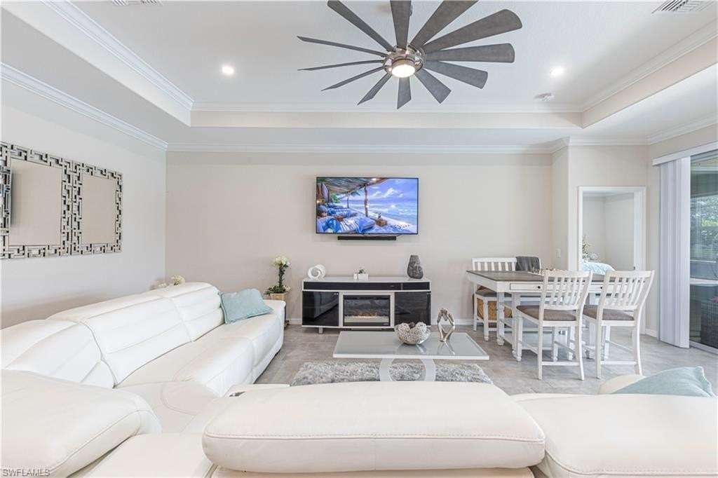 2079 Vermont Ln - Photo 6 of 13