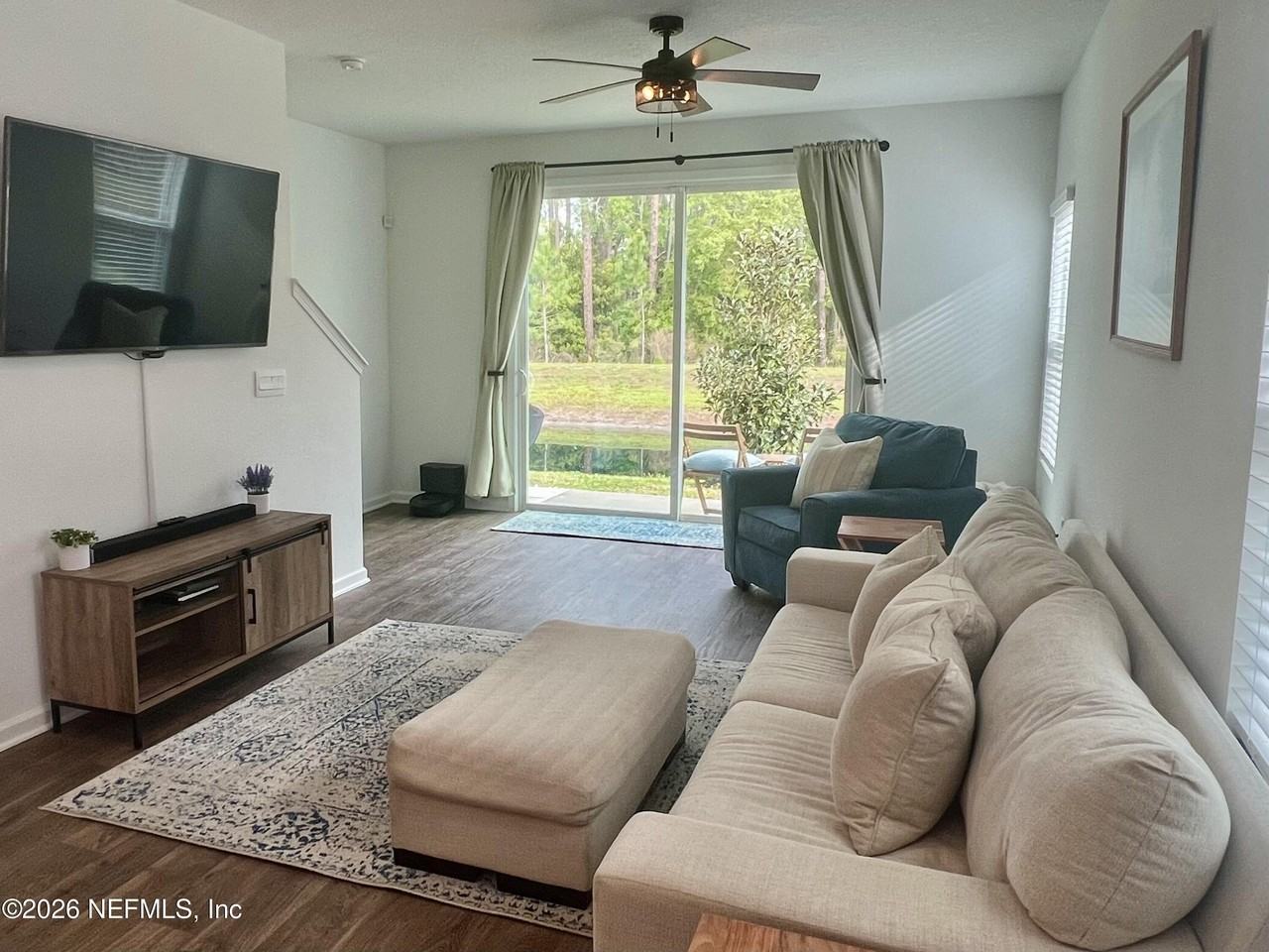 656 Celtic Dr - Photo 6 of 26