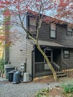 featured image of 643 Riverside Dr