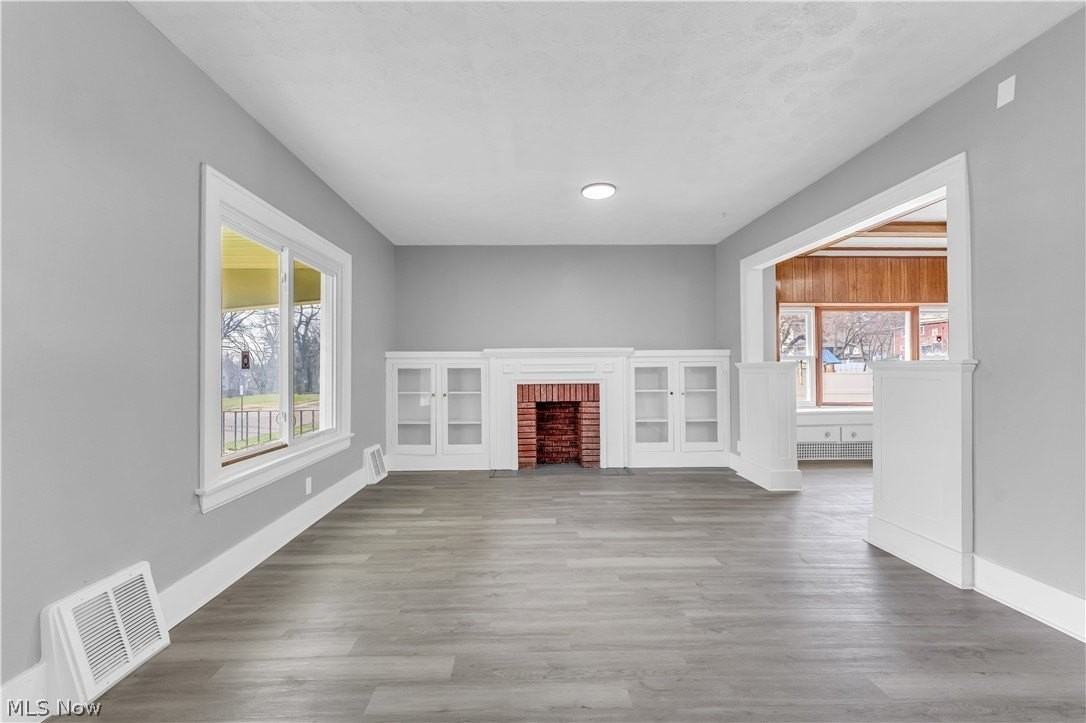 516 Whitney Ave - Photo 6 of 33