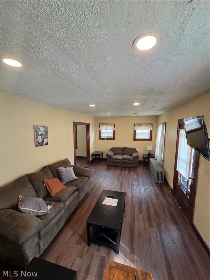 22031 Miller Ave - Photo 6 of 19