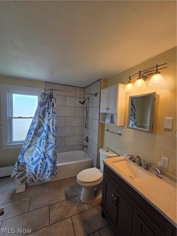 22031 Miller Ave - Photo 7 of 19