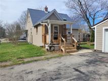835 Mae St - Photo 1 of 1