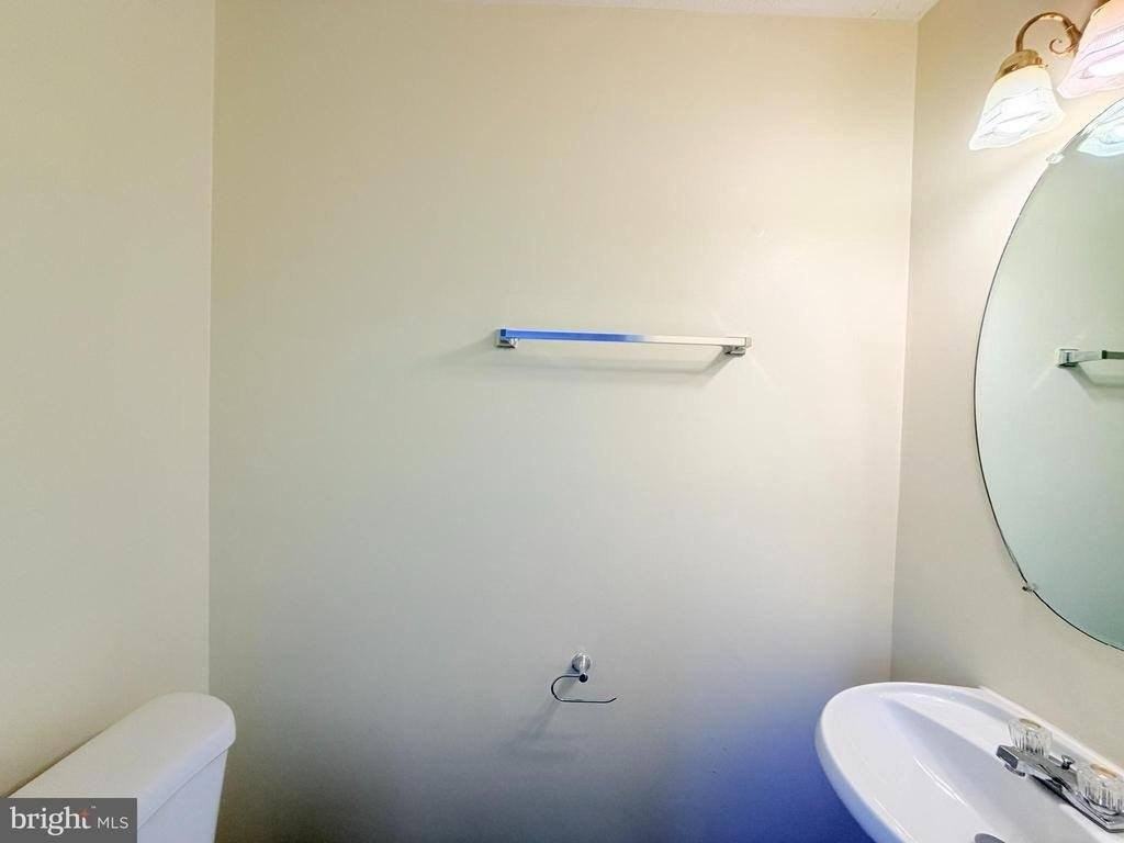 1802 Chatfield Ter - Photo 5 of 12