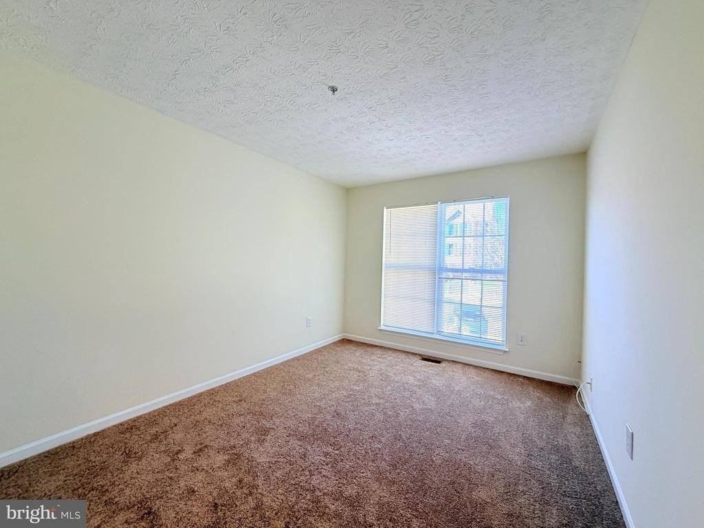 1802 Chatfield Ter - Photo 6 of 12