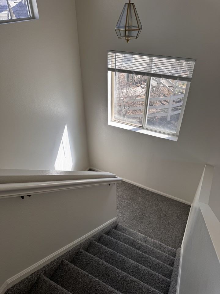 134 S Elkhart St - Photo 7 of 13