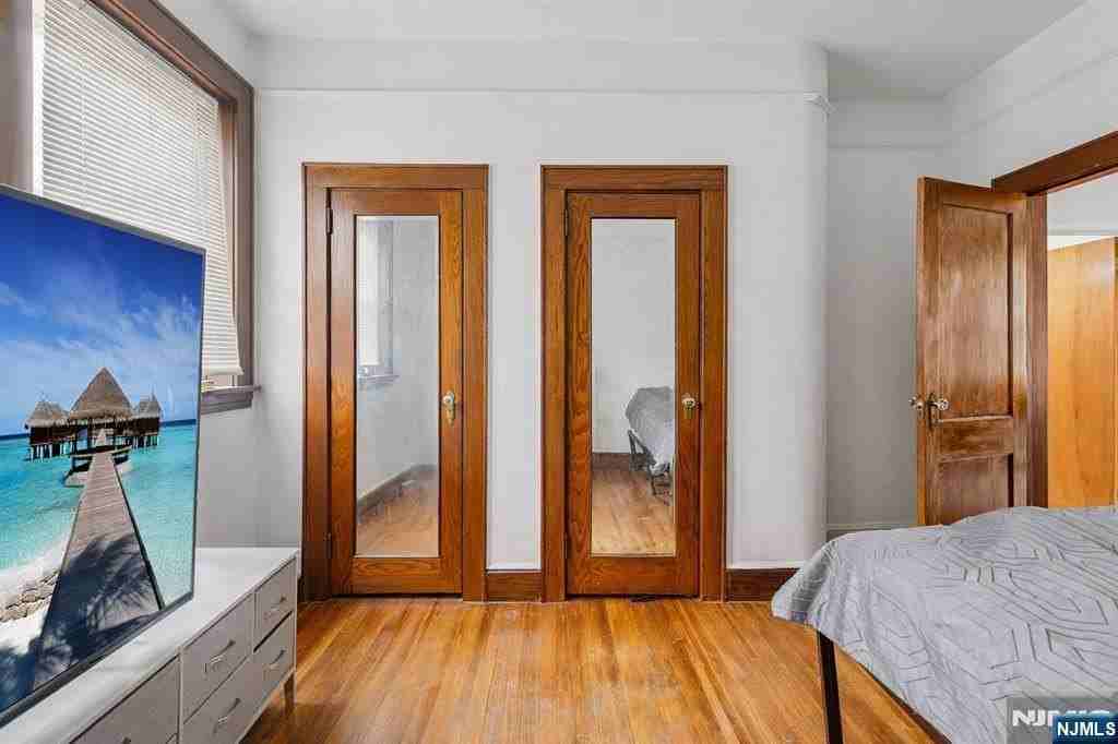 40 Malcolm Avenue 1 A - Photo 3 of 7