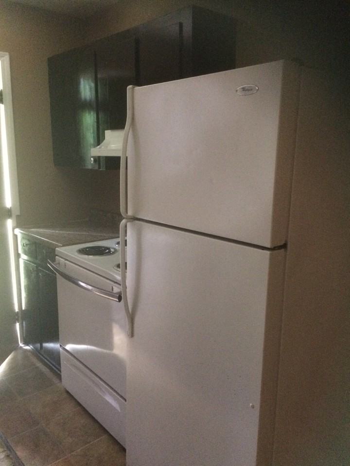 103 Delwood Cir #103B - Photo 5 of 6
