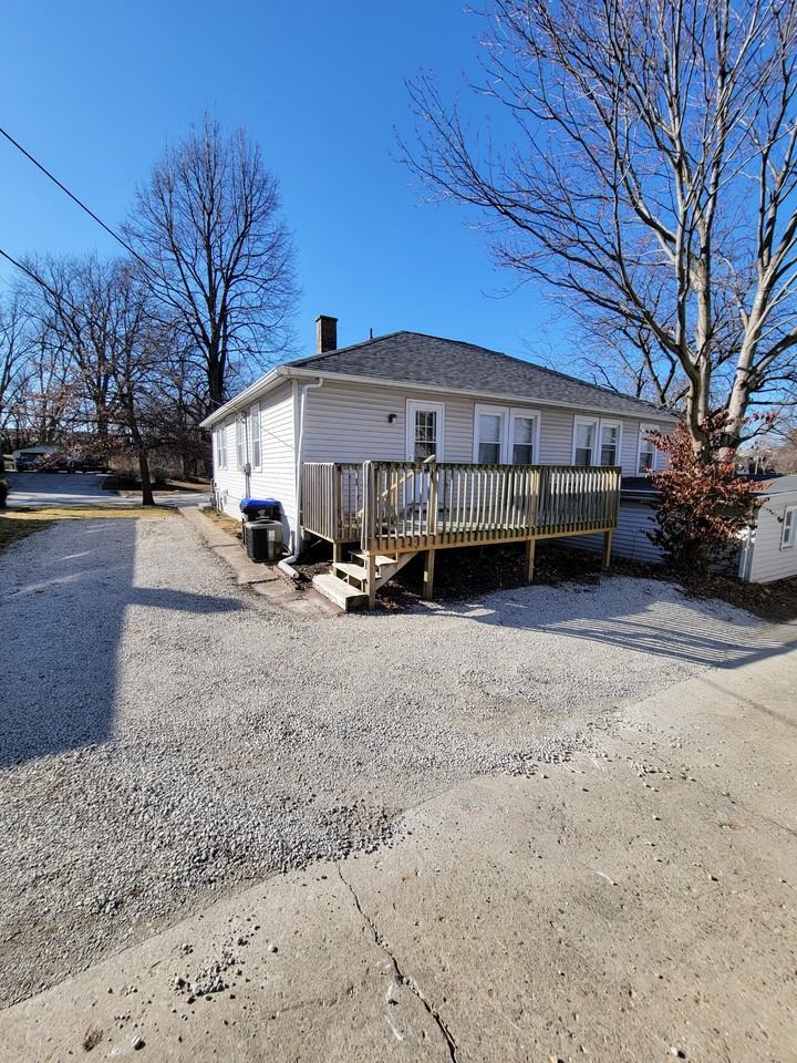 404 S Mcclun St - Photo 2 of 22