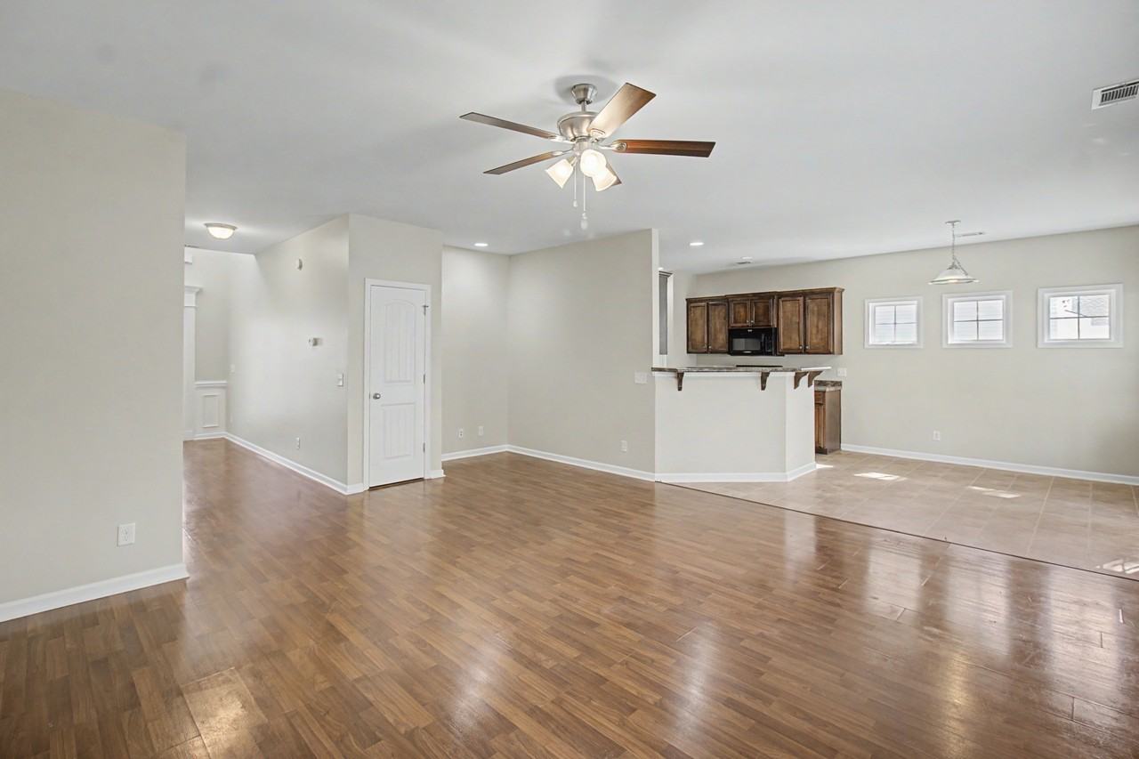 1235 Peacock Trl #1 - Photo 3 of 32