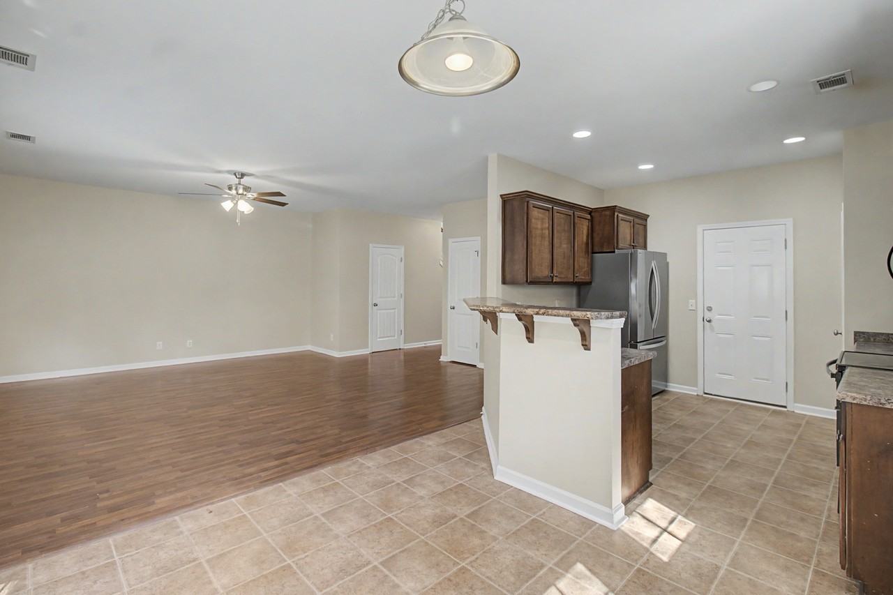 1235 Peacock Trl #1 - Photo 4 of 32