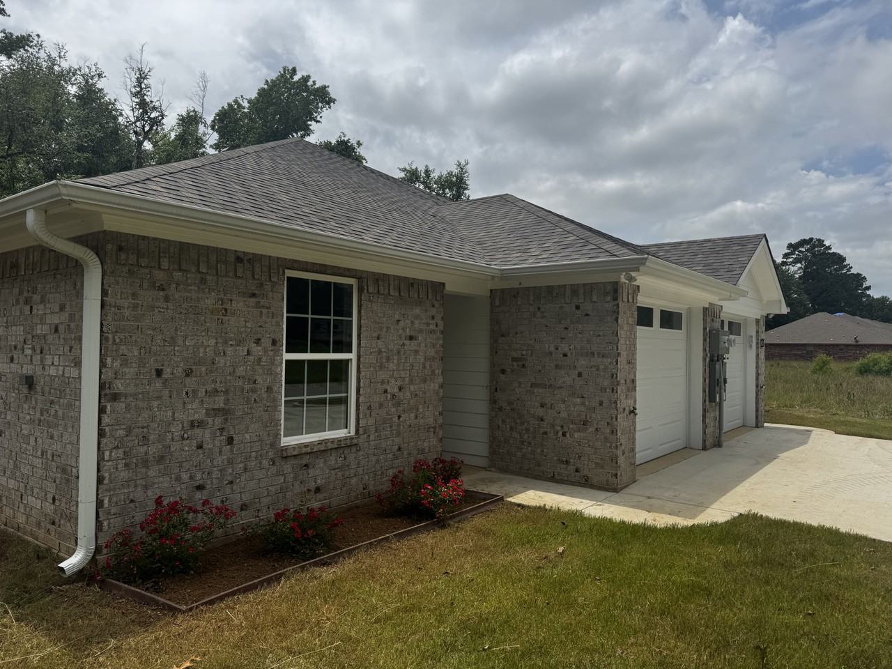 8439 Garrett Dr - Photo 2 of 14